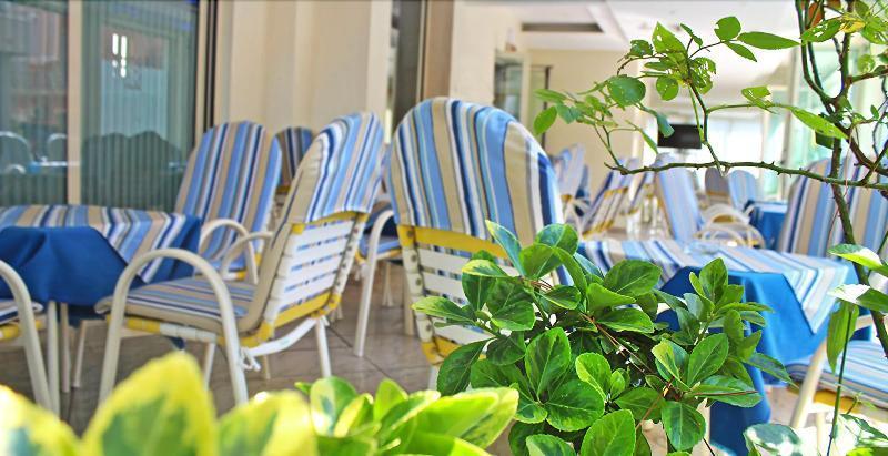 Hotel Royal Мисано Адриатико Екстериор снимка