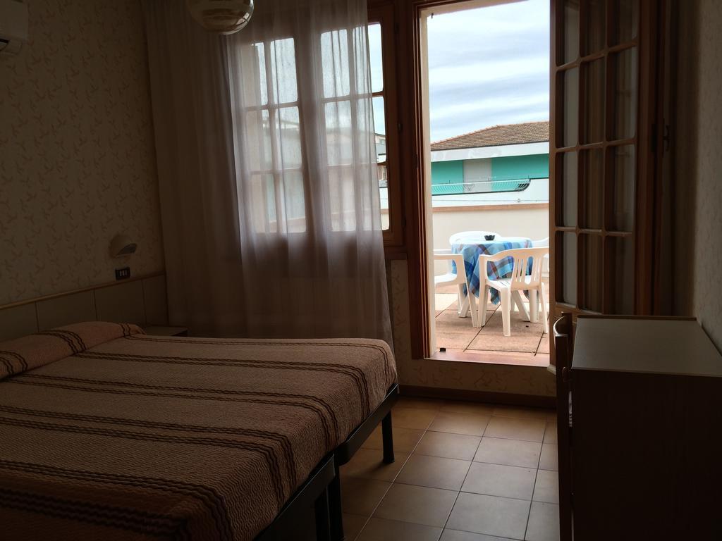Hotel Royal Мисано Адриатико Екстериор снимка