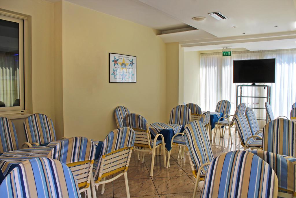 Hotel Royal Мисано Адриатико Екстериор снимка